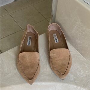 Steve Madden Tan Flats with Pointed Toe